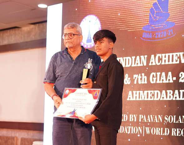  JAY VYAS – SPORTS GENIUS OF THE YEAR